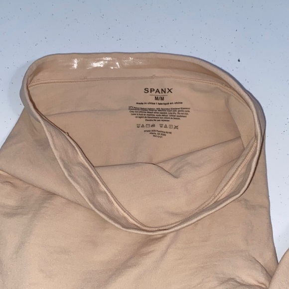 Spanx Women’s Beige Tummy Control Shorts Size Medium Shape Wear - Picture 3 of 11
